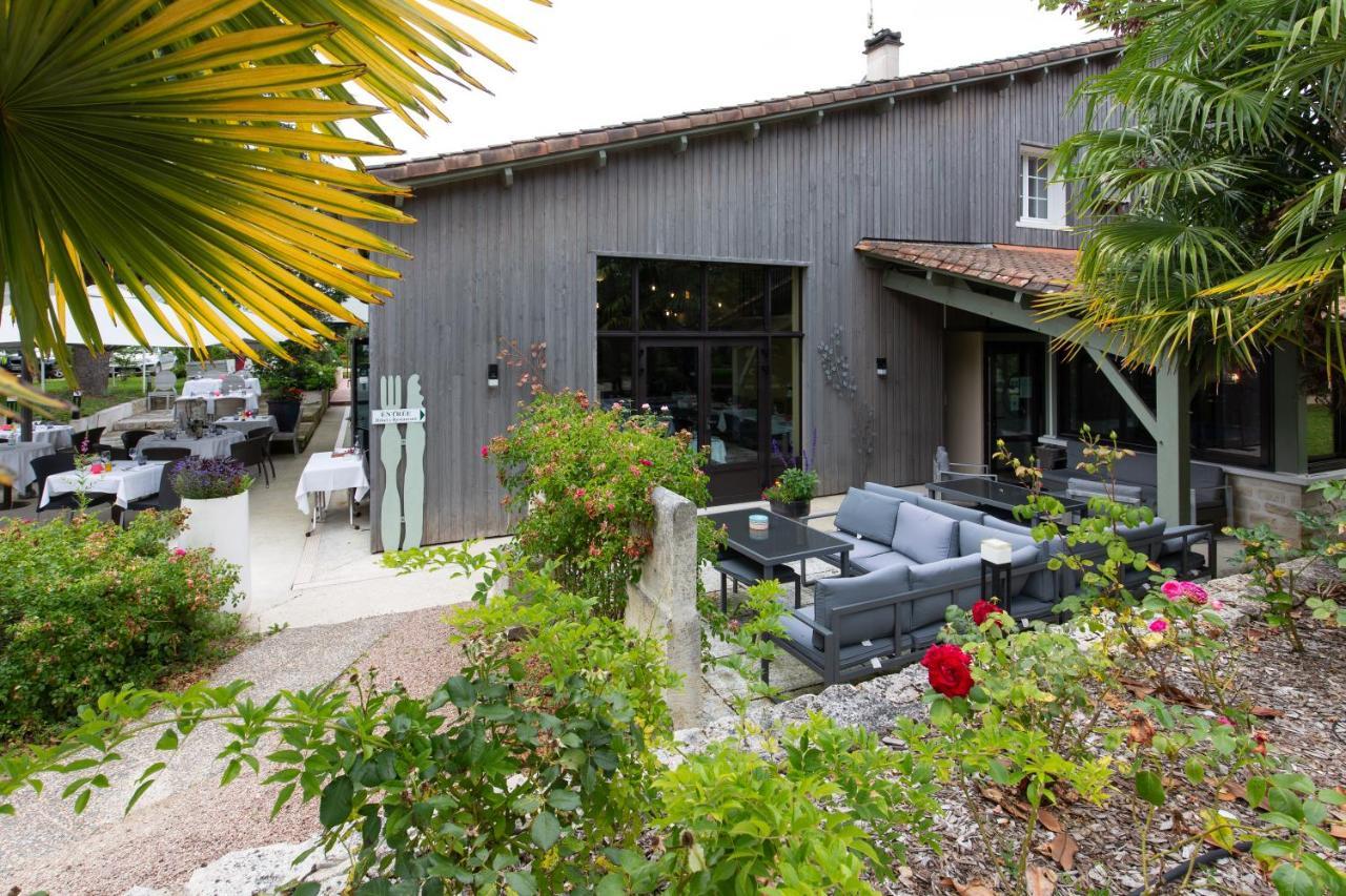 Logis Hotel Restaurant L'Essille Bassac Buitenkant foto