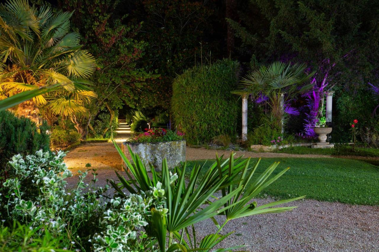 Logis Hotel Restaurant L'Essille Bassac Buitenkant foto